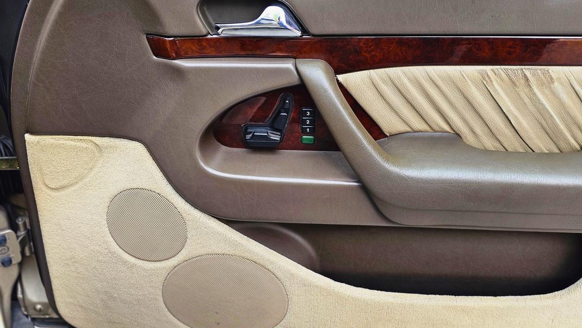 Mercedes-Benz S500 Coupe (C140) | ปี 1994 | ไมล์ 1xx,xxx กม.💵 ราคาพิเศษเพียง 199,000 บาท⚬ เครื่องยนต์เบนซิน V8 ขนาด 5.0 ลิตร DOHC 32 วาล์ว (M119)⚬ รูปที่ 14