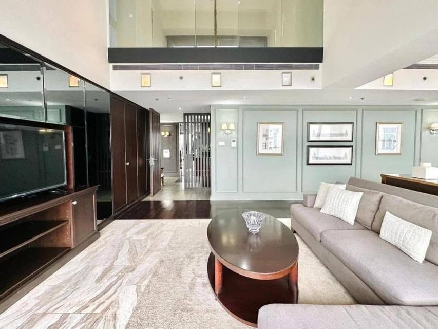ให้เช่าคอนโด The Met Condominium Duplex ชั้น 54-55 ตึก D 366 ตร.ม 4 นอน 5 น้ำ Fully Furnished ใกล้ BTS และ MRT 4