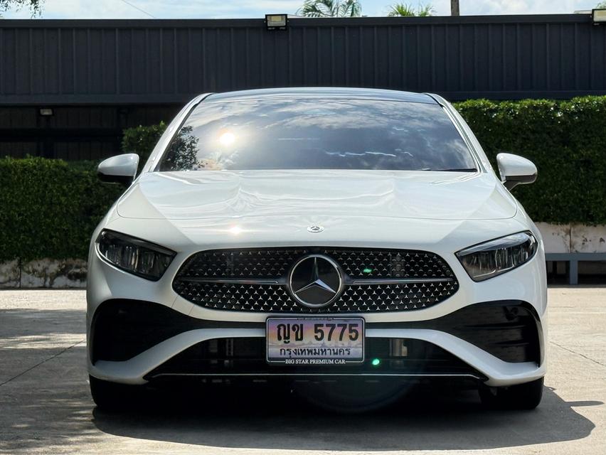 2025 BENZ A200 AMG DYNAMIC FACELIFT รถมือเดียวออกป้ายแดง สภาพป้ายแดง รถวิ่งน้อยเพียง 20,000 กม เข้าศูนย์ทุกระยะ รถไม่เคยมีอุบัติเหตุครับ รูปที่ 10