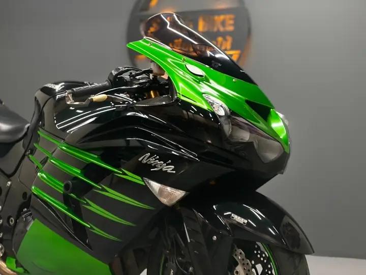 รถพร้อมใช้งานสภาพดีมาก Kawasaki Ninja ZX-14R