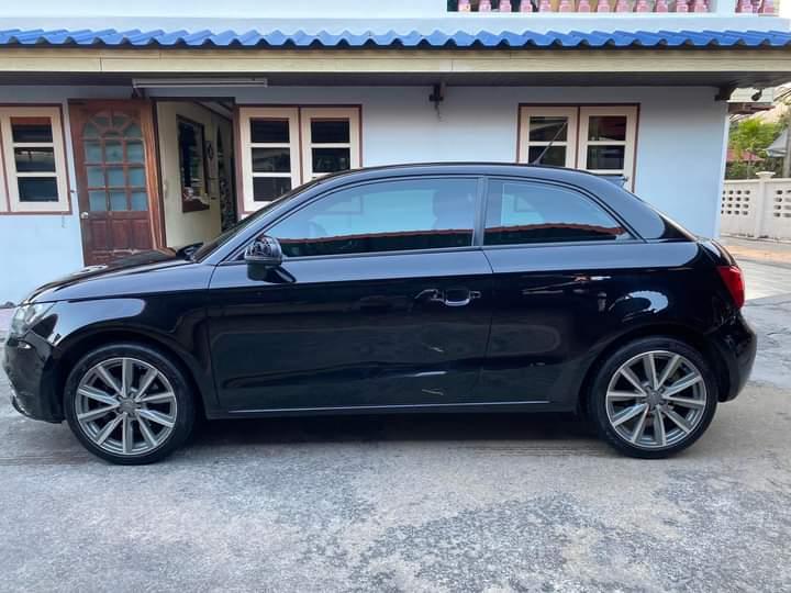 Audi A1สีดำ 3