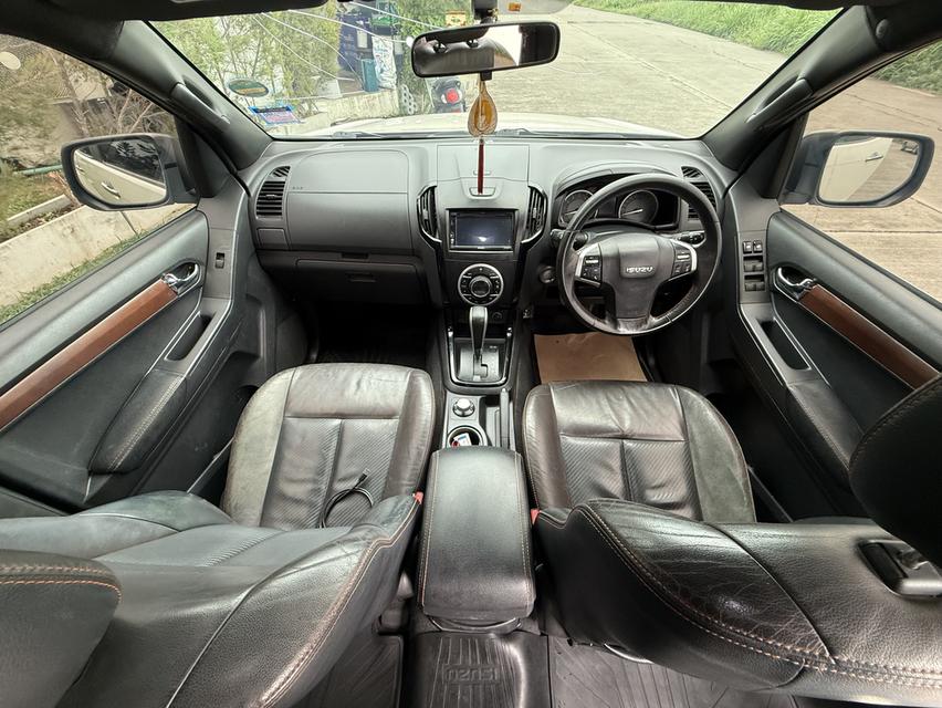2017 ISUZU D-MAX Vcross max 3.0 Z-Prestige AT 4WD2017 ISUZU D-MAX Vcross max 3.0 Z-Prestige AT 4WD 14