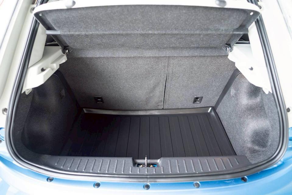 MG3 1.5 D ปี 2016 โฉม ปี14-24  8