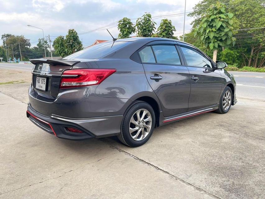 𝐓𝐎𝐘𝐎𝐓𝐀 𝐕𝐈𝐎𝐒  E ออโต้  ปี𝟔𝟎 (𝟐𝟎𝟏𝟕) 4