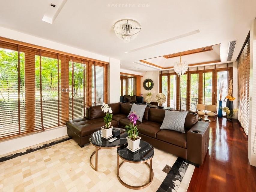 For Sale / Rent — Ultra Luxury Private Beachfront Villa, Wongamat North PattayaA rare private beachfront residence Wongamat Beach, 5