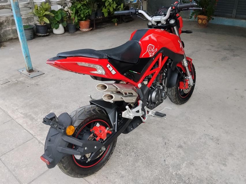 ใช้เพียง 1พันกว่าkm. Benelli TNT 135 ครับ รูปที่ 12