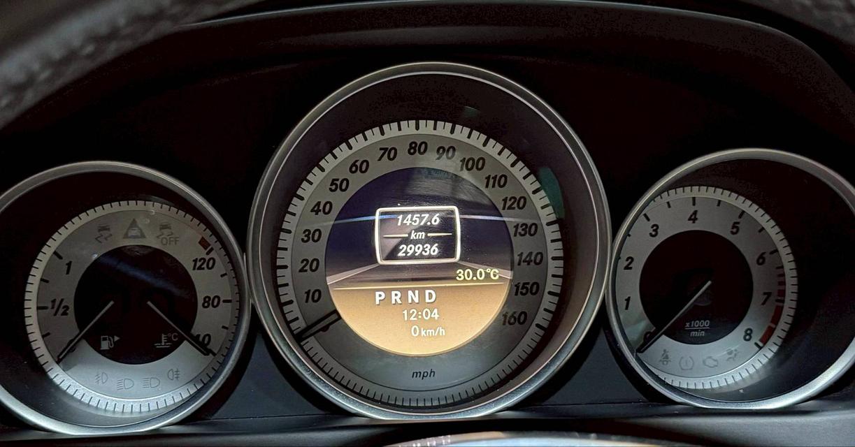 Mercedes-Benz C180 Coupe AMG(W204) ปี 2011 รูปที่ 13