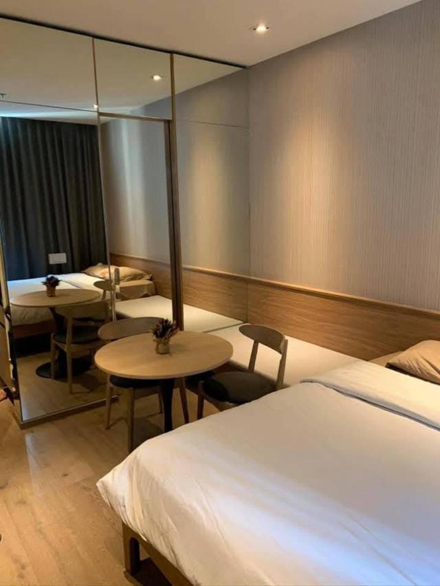 ขายคอนโด Park Origin Phrom Phong (พาร์ค ออริจิ้น พร้อมพงษ์) 26 ตรม. 1 นอน 1 น้ำ ชั้นที่ 5 พร้อมเฟอร์นิเจอร์