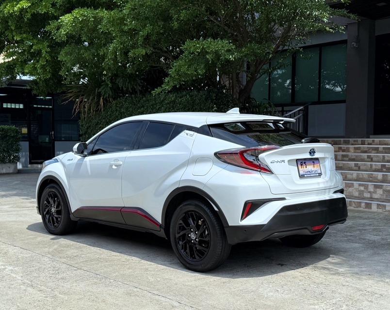 2019 TOYOTA CHR HV MID รถมือเดียว สภาพป้ายแดง เลขไมล์ 58,000 กม รถเข้าศูนย์ทุกระยะ ไม่เคยมีอุบัติเหตุครับ 5