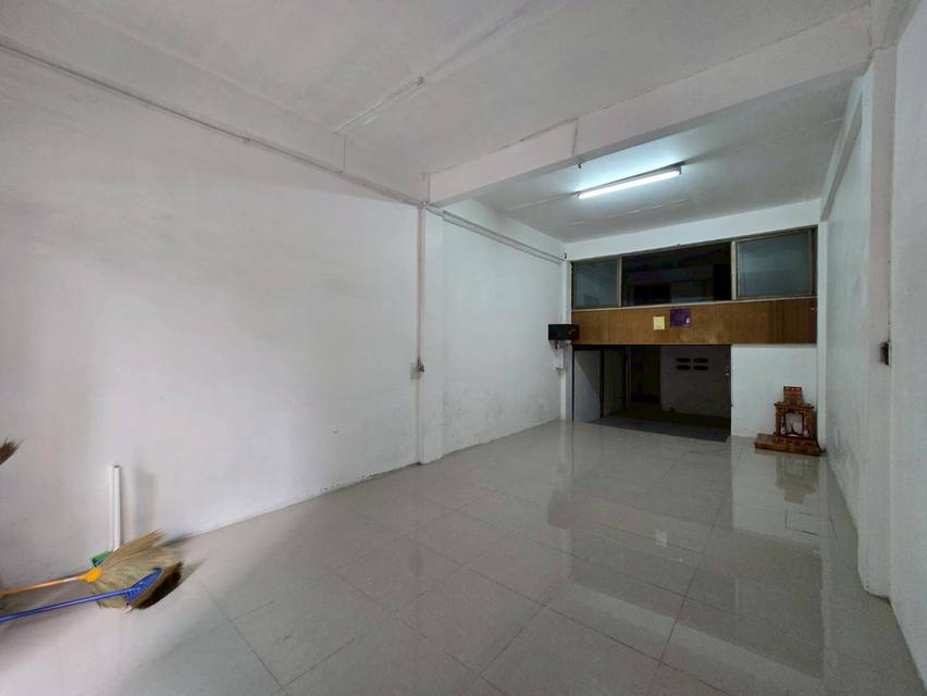 ให้เช่าอาคารพาณิชย์ รัชดา สุขุมวิท 22 ใกล้แหล่งท่องเที่ยวต่างชาติ ใจกลางเมืองสุขุมวิท (N.1914) 4