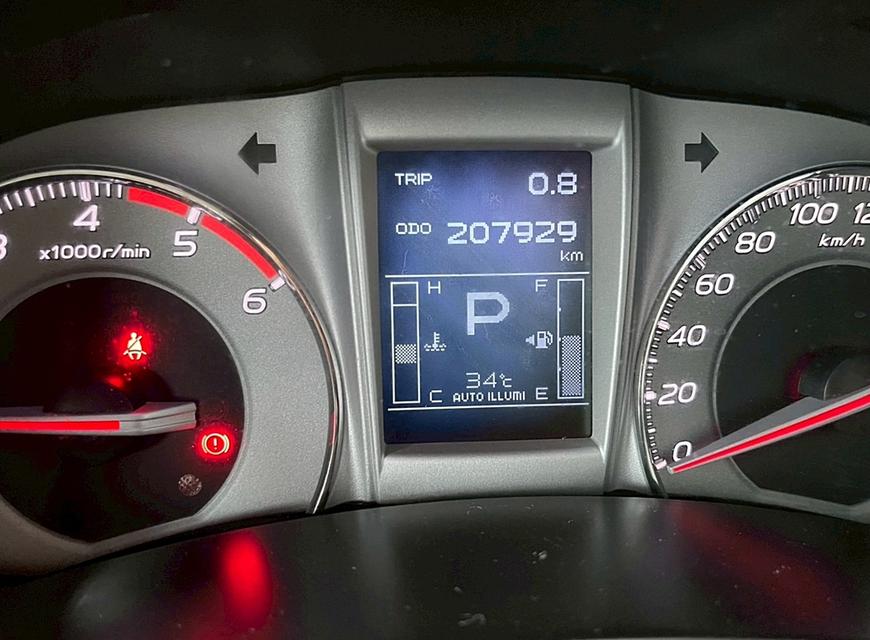 Isuzu  Mu-X 3.0 DVD NAVI ดีเซล เกียร์ออโต้  ปี2015 19