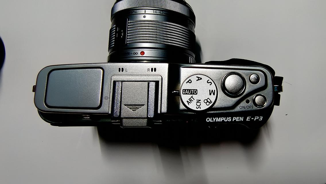 กล้อง OLYMPUS EP3 พร้อมเลนส์ 14-42 4