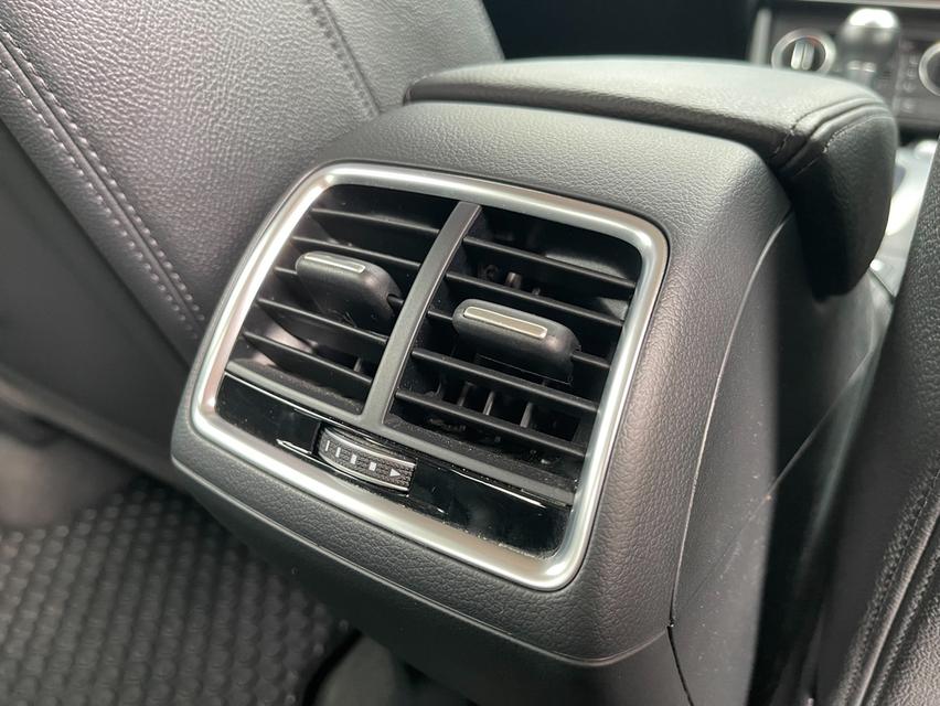 Audi Q3 2.0 35 TFSI Quattro ปี 2017 วิ่ง 4x,xxx km 10