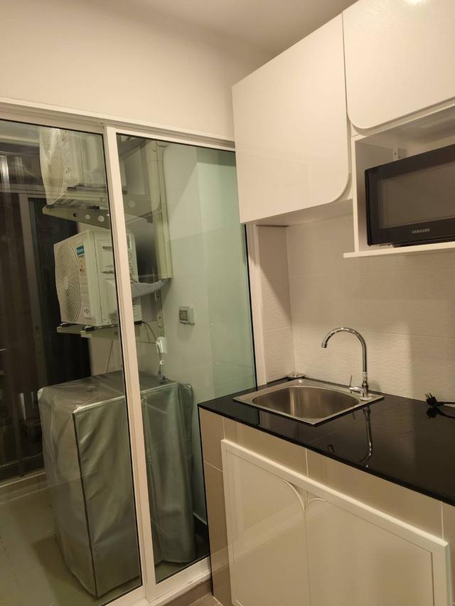 ให้เช่า Regent Home บางนา ขนาด 28.3 ตารางเมตร ตึก B ชั้น 21 วิวสระ ห้องมุม 13