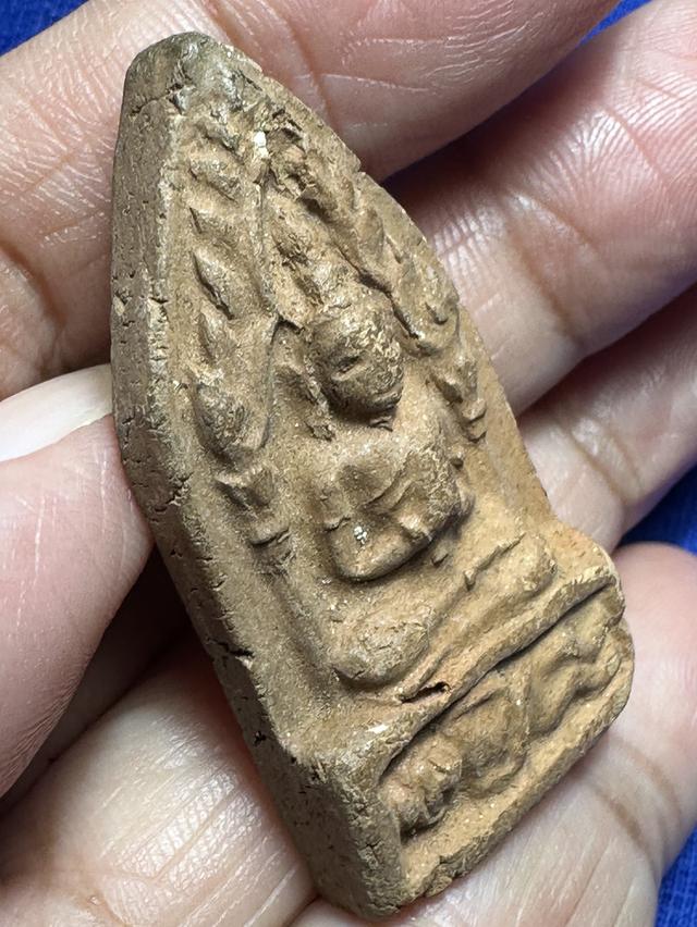 พระขุนแผนนั่งกุมาร ไม่ทราบที่