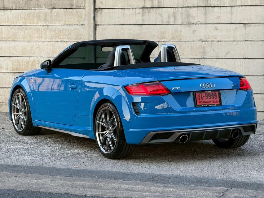 Audi TT RD 45 TFSI S LINE ปี 2019 สีฟ้า เลขไมล์ 19,xxx km ราคา 1,929,000 บาท ⚙️ออปชั่น⚙️ - เครื่องยนต์เบนซิน 2.0 ลิตร / 230 hp - เกียร์อัตโนมัติ 6 จ รูปย่อยที่ 3