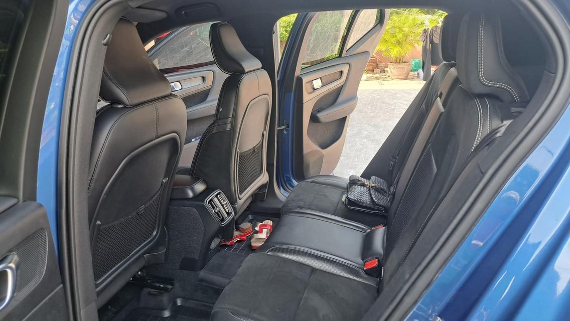 รถ วอลโว่xc40ปี2019เลขไมล์150000ราคา690000ติดต่อ0868187433ราคาคุยได้ รถสวยไม่มีชนน้ำไม่ท่วมอยู่ กทม  2