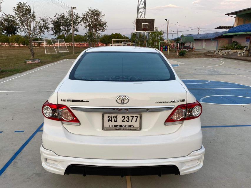 Toyota Altis  4