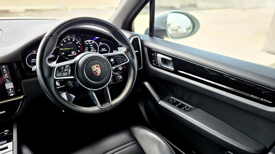 PORSCHE CAYENNE 3.0E Hybrid 2019 จด 2020 13