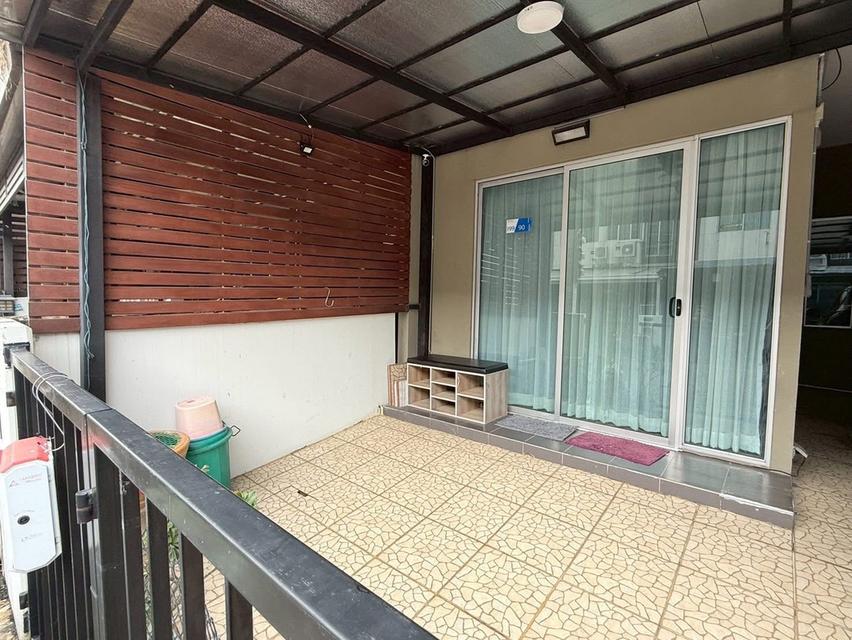 ทาวน์เฮาส์หลังกลาง หมู่บ้านพฤกษาหนองจอก-สุวินทวงศ์ 4