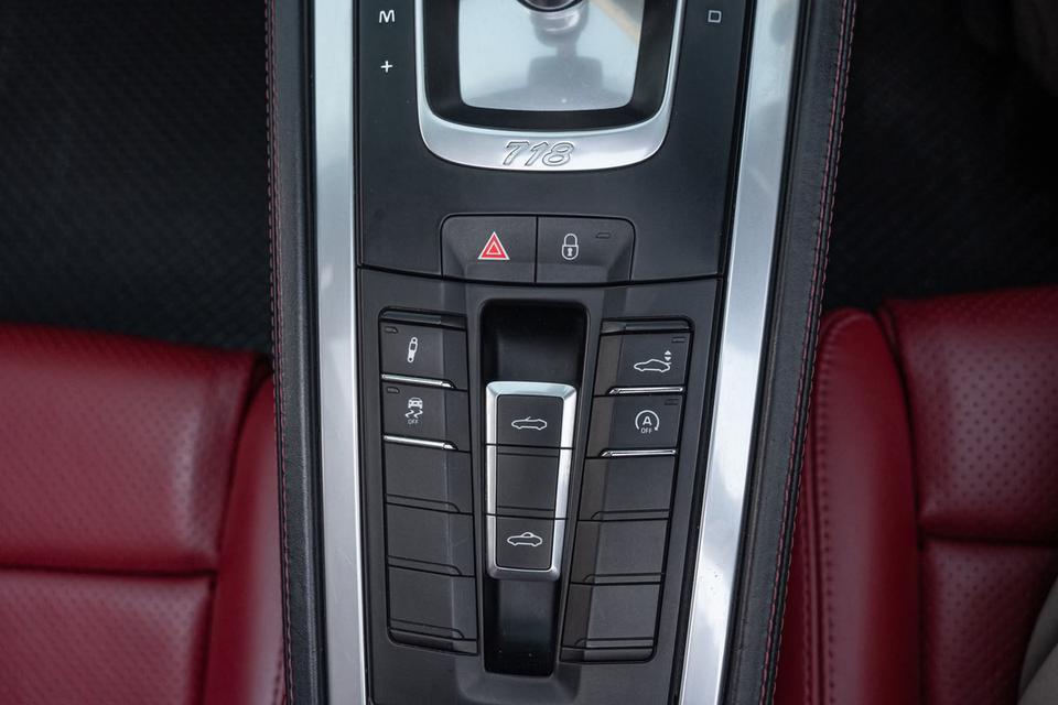 ðļPorsche 718 Boxster āļāļĩ 2017 āļŠāļĩāđāļāļē āļ āļēāļĒāđāļāđāļāļ āļĢāļđāļāļāļĩāđ 17