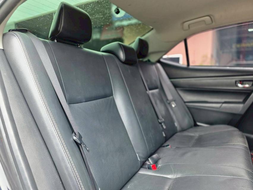ขาย Toyota Altis 1.8Esport ปี16 13