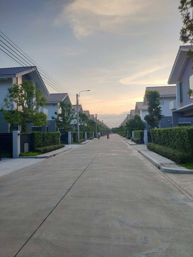 ขายบ้านเดี่ยว เพอร์เฟคพาร์ค สุวรรณภูมิ ร่มเกล้า เฟส 5 บ้านใหม่ 3 ปี  เงียบสงบ 5