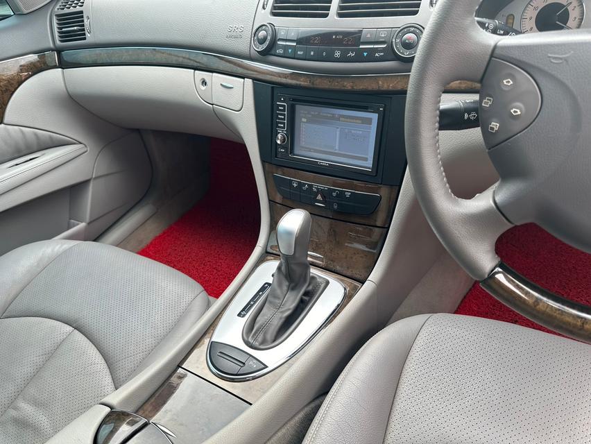 BENZ E240 W211 2.6 AVANTGARDE 12