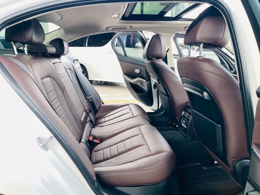 BMW 320Li 2.0 LUXURY GRAN 2021🚘 รูปที่ 11
