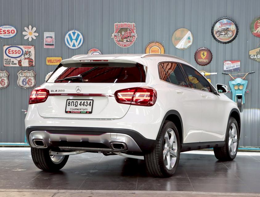 MERCEDES-BENZ GLA200 W156 1.6 Urban ปี 2019