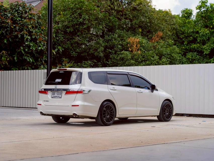 Honda Odyssey รุ่น 2.4 JP ปี 2012 ประกันเครื่องเกียร์3ปี3หมื่นkm 6