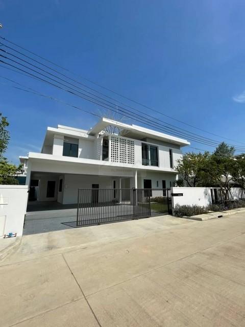 ให้เช่าบ้านเดี่ยว Pool Villa 2 ชั้นหลังใหญ่ 110 ตรว. โครงการมัณฑนา บางนา กม 15 MANTANA Bangna km 15 ติดถนนใหญ่บางนา 1