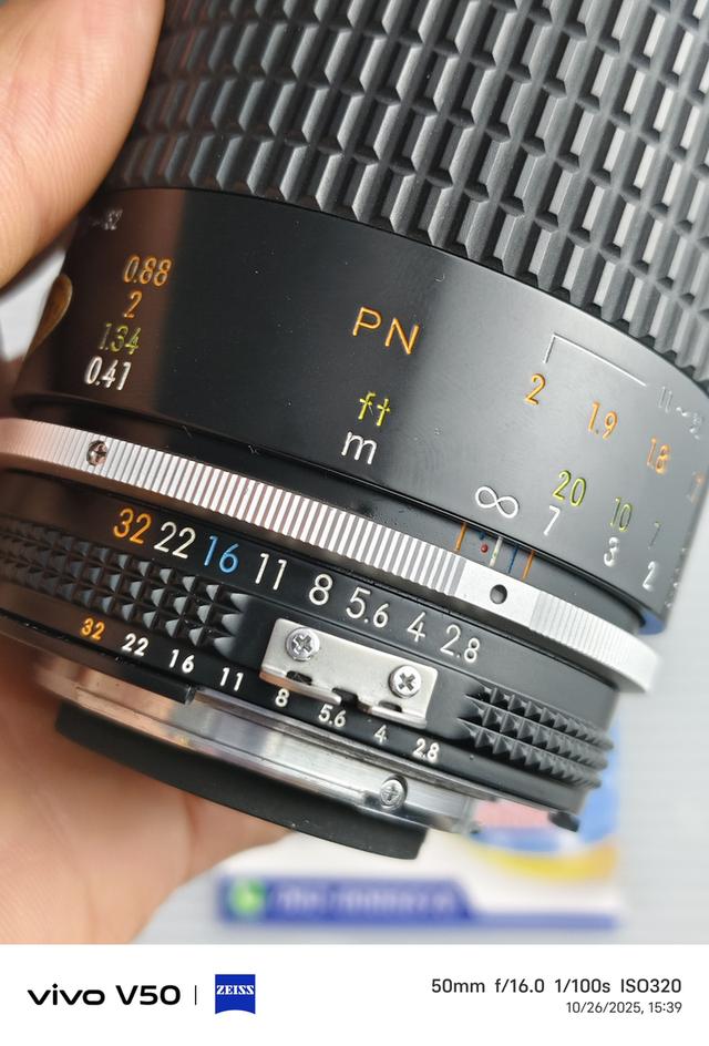 Nikon micro nikkor 105mm f 2.8 AI-S  6