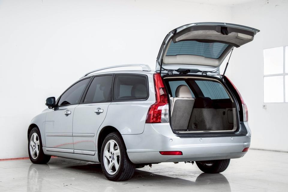 VOLVO V50 2.0 2013