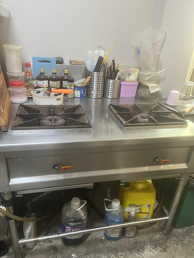 เครื่องครัวเตาแก๊สแสตนเลส