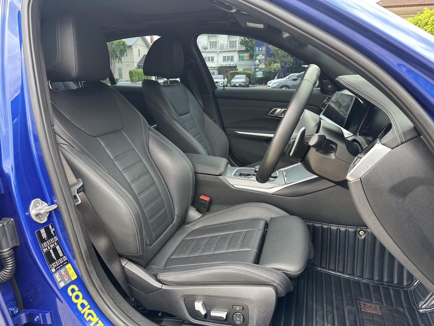 BMW 330e M Sport 10