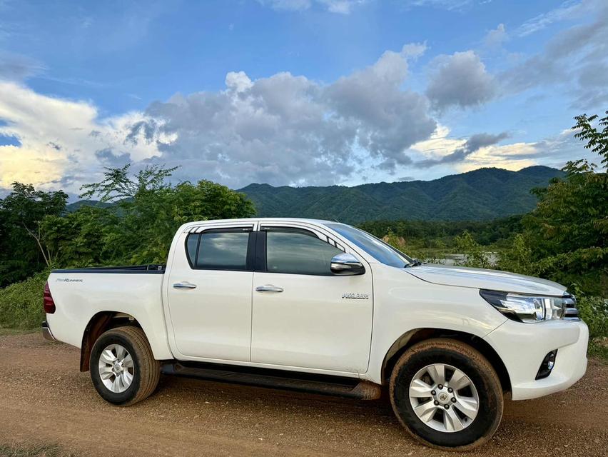 REVO DOUBLE CAB PRERUNNER 2.4 G 6