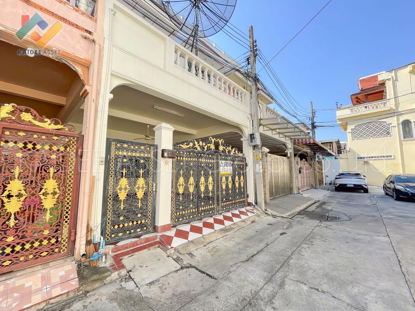 ทาวน์เฮ้าส์ ซอย จรัญสนิทวงศ์ 3 หมู่บ้าน สมชาย ใกล้ BTS ท่าพระ 3