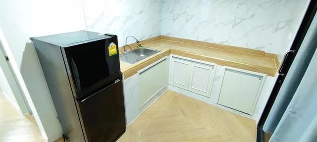 ให้เช่าบ้าน หลังมุม 2ชั้น 2นอน 2 น้ำ ม.กรุงเทพ 900 ม. 28 ตร.วา. พร้อมเฟอร์ฯ ตลาดไท 3 กม. BTS รังสิต 5กม. ฟิวเจอร์พาร์ค ร 8