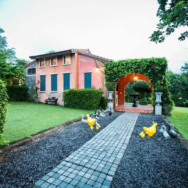 ขายบ้านเขาใหญ่ Private Pool Villa เขาใหญ่ ที่ดิน 310ตร.ว ที่ติดน้ำ สวยมาก ทำเลดีโครงการติดถนนธนะรัชต์ ใกล้มิดวินเทอร์ ดำเนินกิจการต่อได้เลย 0879074045 9