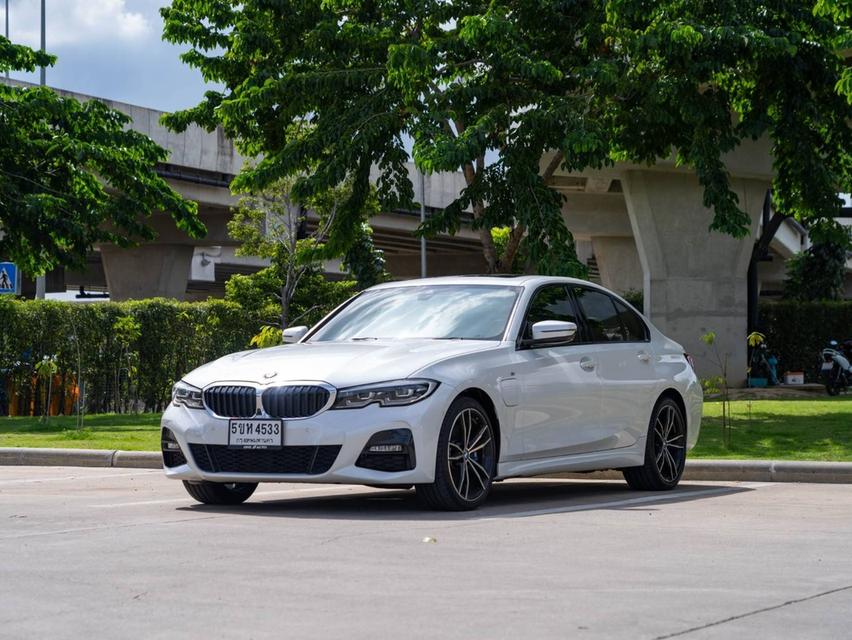 ขายBMW 330e 2.0Msport ปี20จด24 3