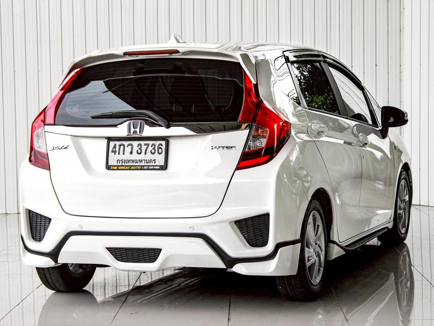 Honda Jazz 1.5 i-VTEC V+ ปี2015 โฉม ปี14-ปัจจุบัน เกียร์ออโต้ 6