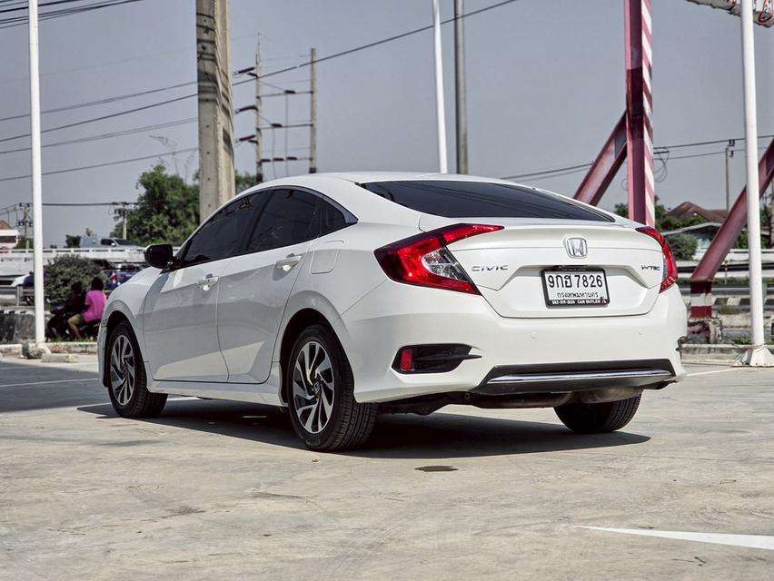 Honda Civic 1.8E i-VTEC ปี 2020 (โฉมไมเนอร์เชนจ์) สวย สปอร์ต ใช้งานดี คุ้มค่าสุดๆ ในงบนี้! 3