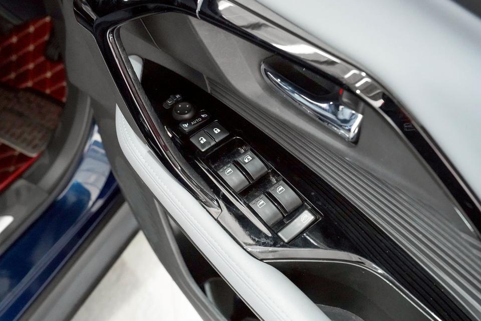 รถยนต์ Toyota Yaris Cross HEV Premium มือสอง ปี2024 รูปที่ 11