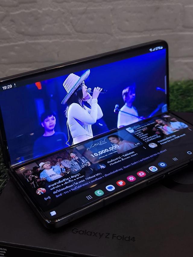 Samsung Galaxy Z Fold 4 เครื่องสวย 4