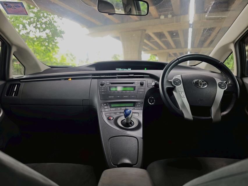 Toyota Prius 1.8 Hybrid ปี 2012