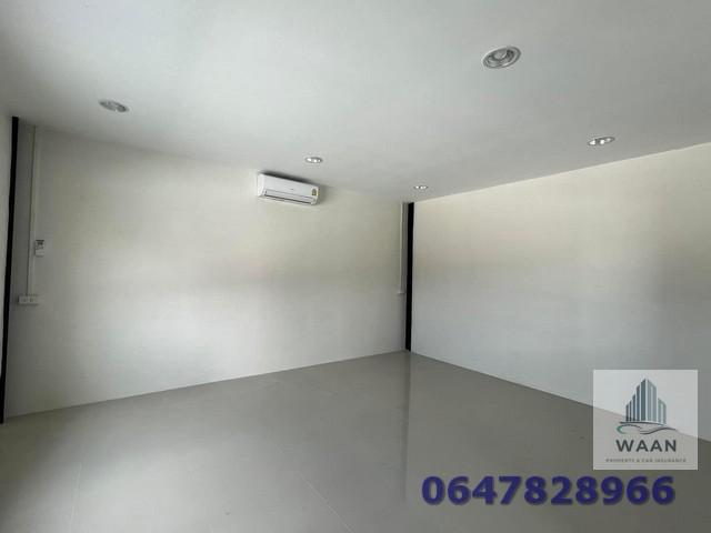 ปล่อยเช่าโกดังปิ่นทอง 1  มีอ๊อฟฟิสพร้อมเข้าอยู่ ศรีราชา ชลบุรี Factory & Warehouse For RENT 5