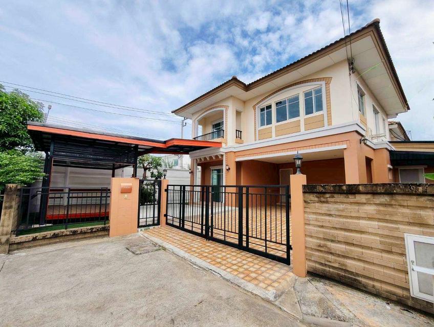 ขายบ้านเดี่ยว หลังรีโนเวททั้งหลังพร้อมอยู่ ใกล้ฟิวเจอร์เจอร์ พาร์ค รังสิตโครงการภัสสรเพรสทีจ รังสิต-คลอง 2 2