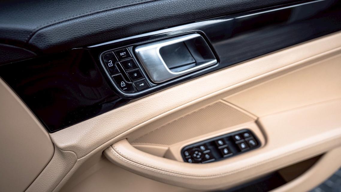 #Porsche #Panamera 4 E-Hybrid 2021 Warranty ตัวรถถึง 0327 รูปที่ 13