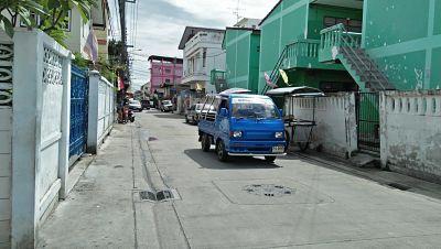 Sale Smaller plot of land for sale Suitable for build a house, residence 76  sqm. at BTS Samrong 2